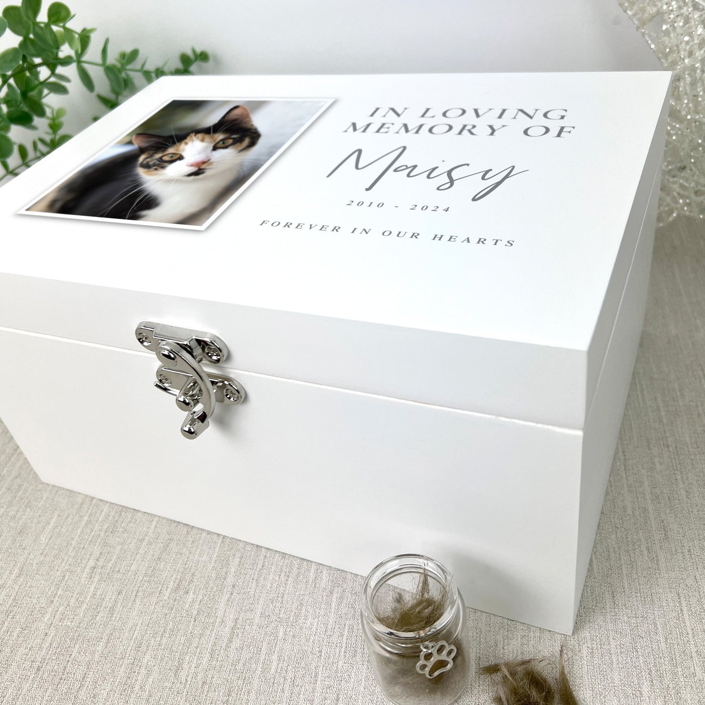 Personalised White Wooden"In Loving Memory Of" Pet Photo Memorial Keepsake Box - 3 Sizes (22cm | 27cm | 30cm)