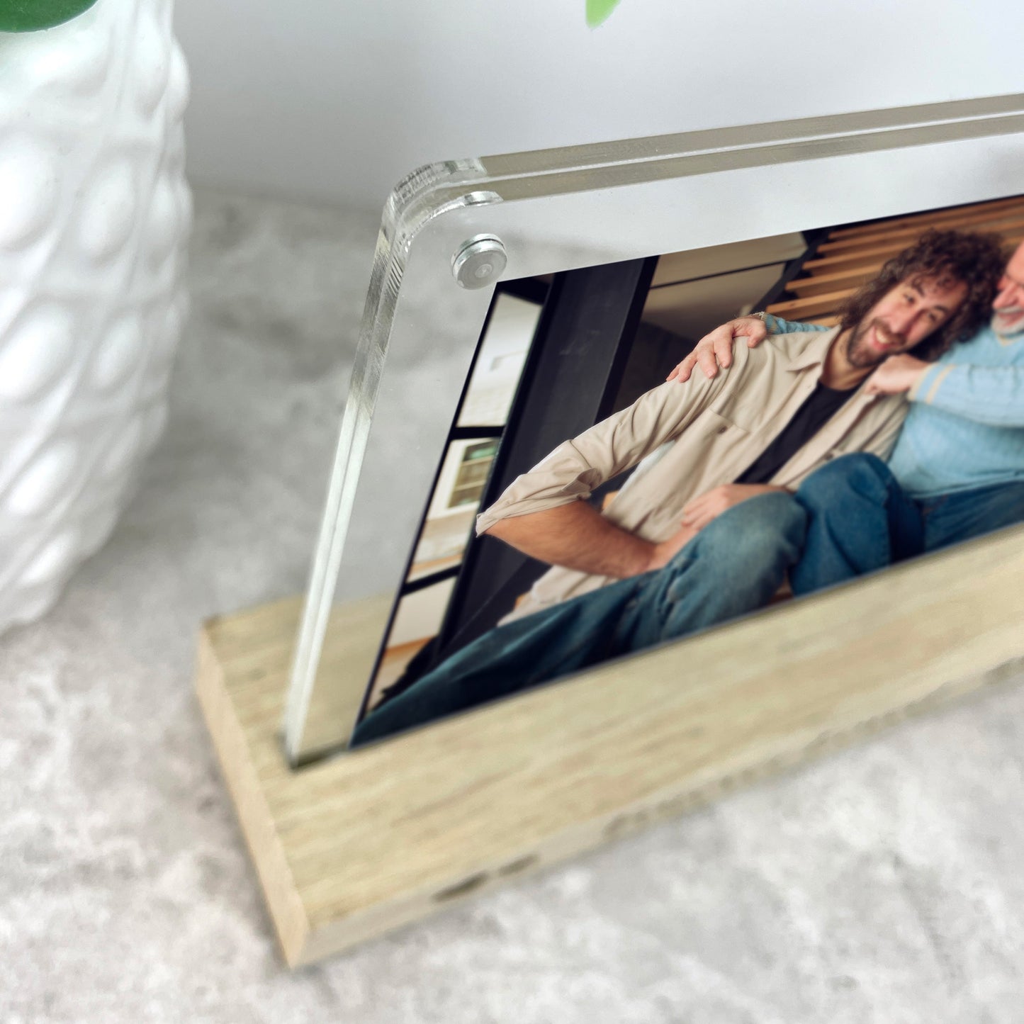 Personalised Any Message Bold Text Wooden Base 6x4" Photo Frame